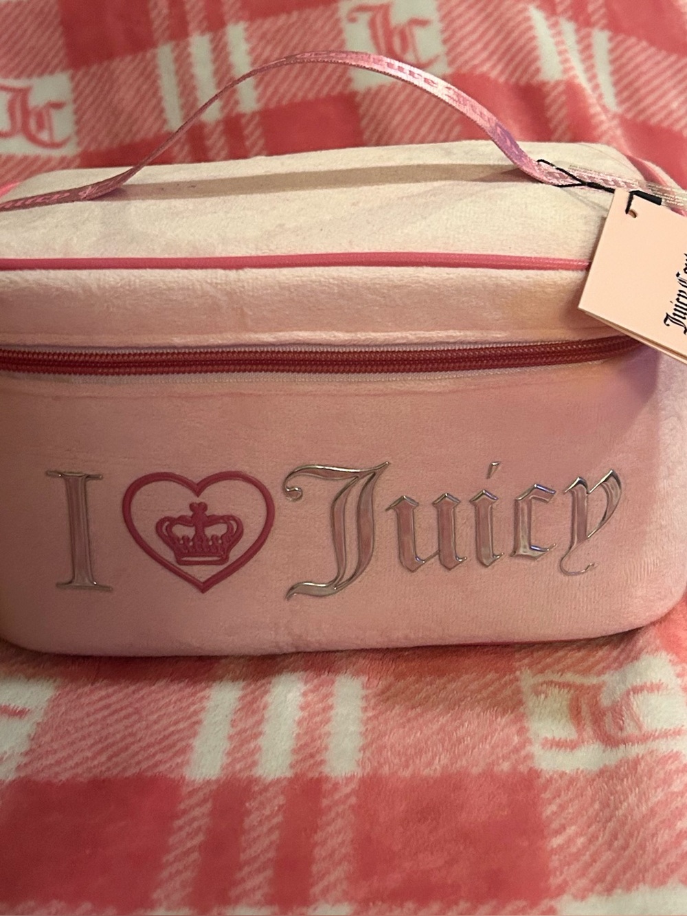 Juicy Couture Pink Plush 'I ♥ Juicy' Cosmetic Case. Brand New With Tags❤️